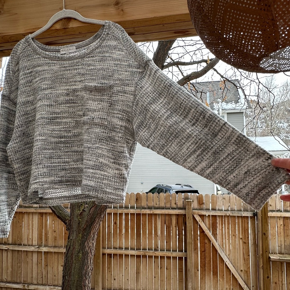 Michael Stars Cropped Lightweight Oversized Sweater Medium - Picture 6 of 14